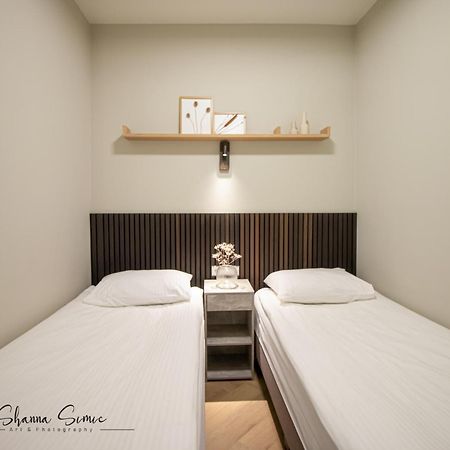 Aparthotel Boutique By Urban Home Stay Alkmaar Bagian luar foto
