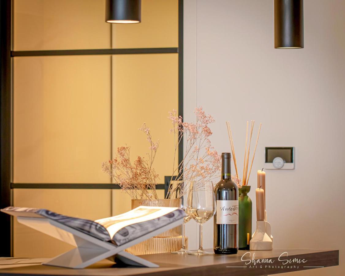 Aparthotel Boutique By Urban Home Stay Alkmaar Bagian luar foto